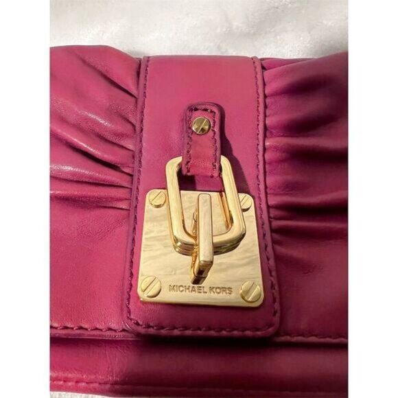 Michael Kors  Leather Clutch Gold Hardware Women's Bag - Picture 3 of 12